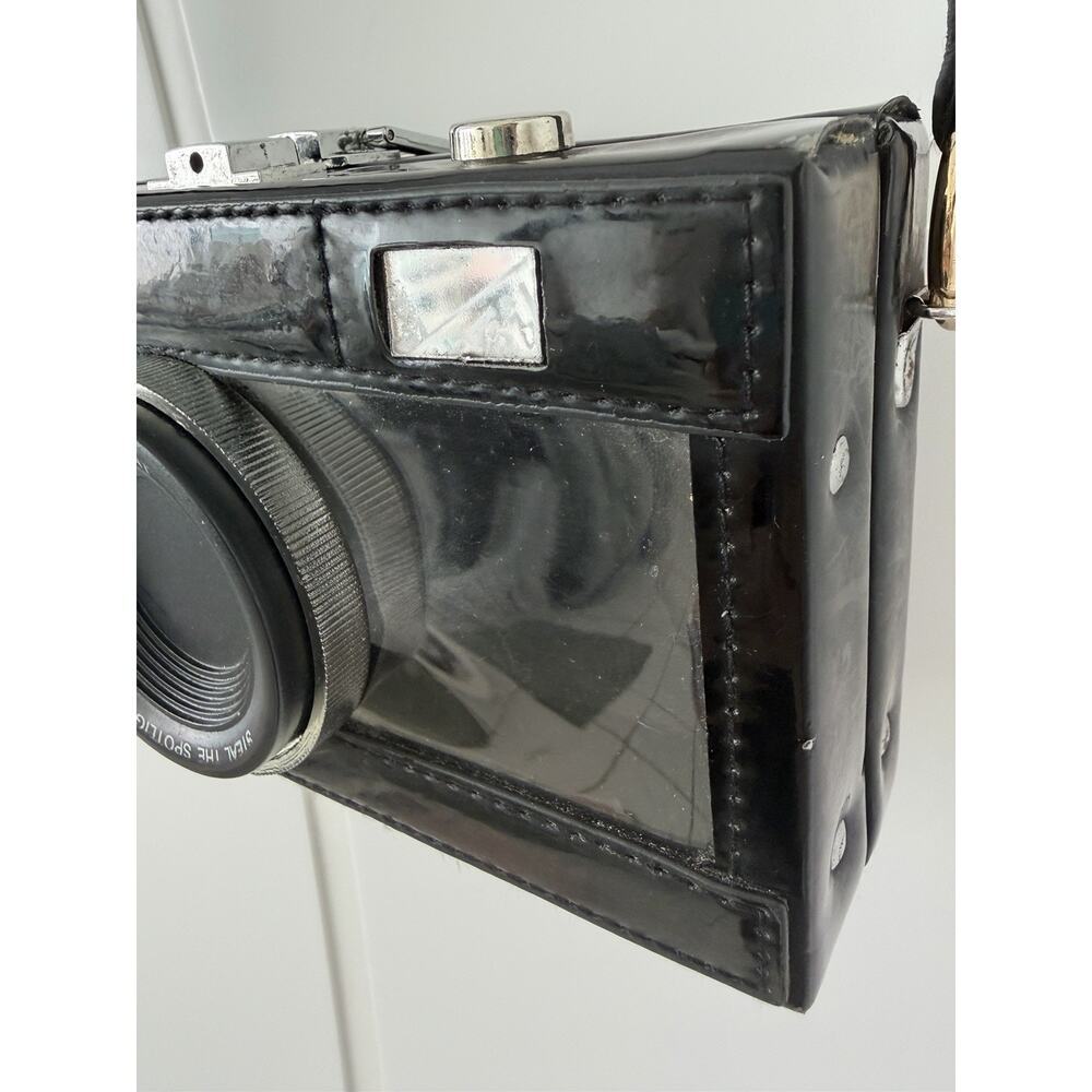 Camera Purse - Picture 2 of 9